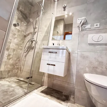 Gasthuis Dunajcowka 3*